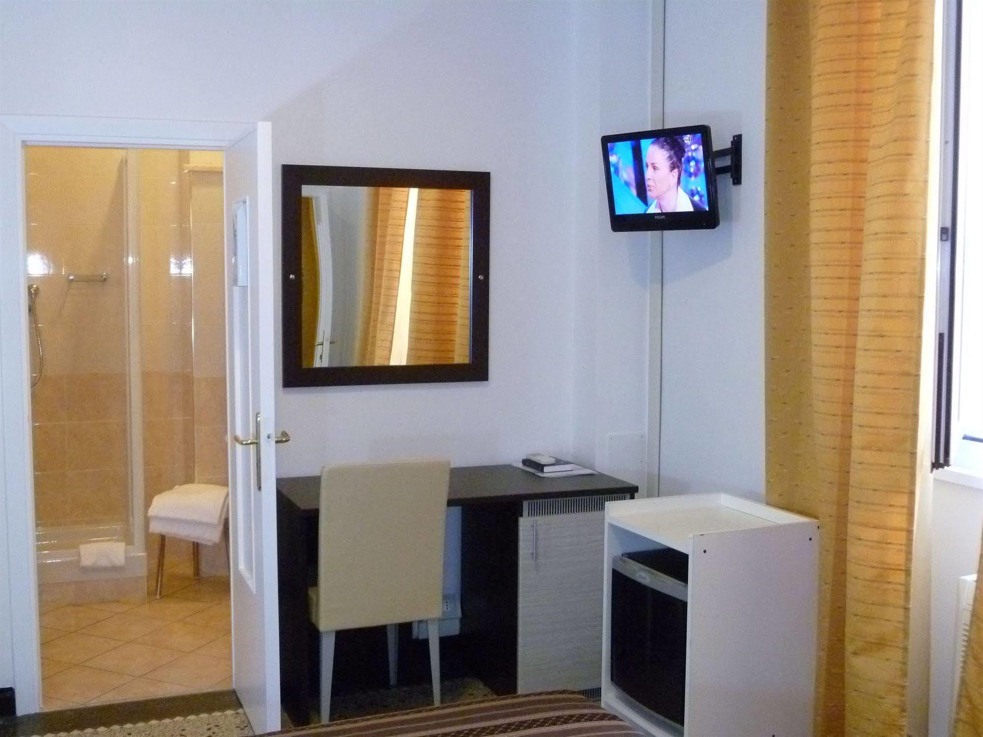 Hotel Agnello D'Oro Genova Buitenkant foto
