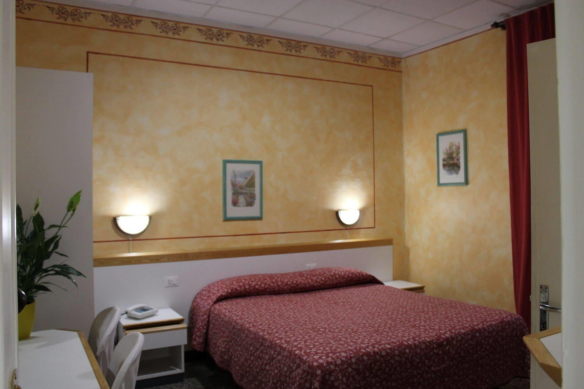Hotel Agnello D'Oro Genova Buitenkant foto