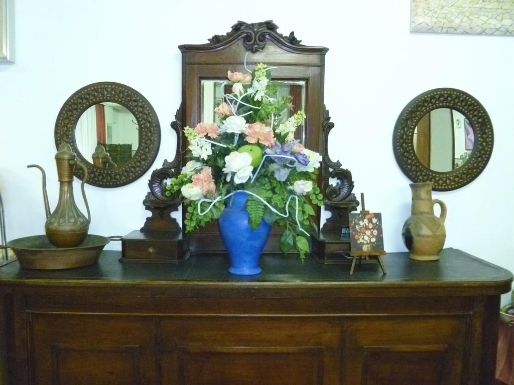 Hotel Agnello D'Oro Genova Buitenkant foto