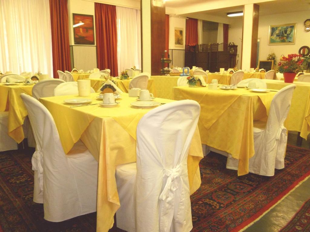 Hotel Agnello D'Oro Genova Buitenkant foto